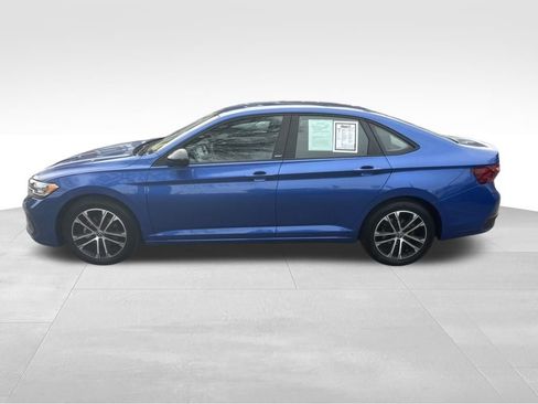 Used 2023 Volkswagen Jetta Sport image 13