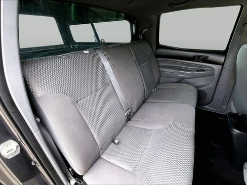 Used 2013 Toyota Tacoma 4x4 Double Cab image 20