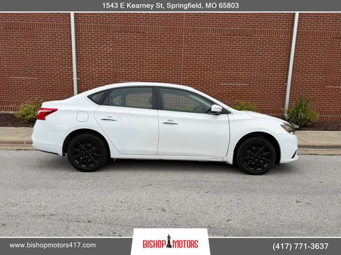 Used 2016 Nissan Sentra SV FWD image 6