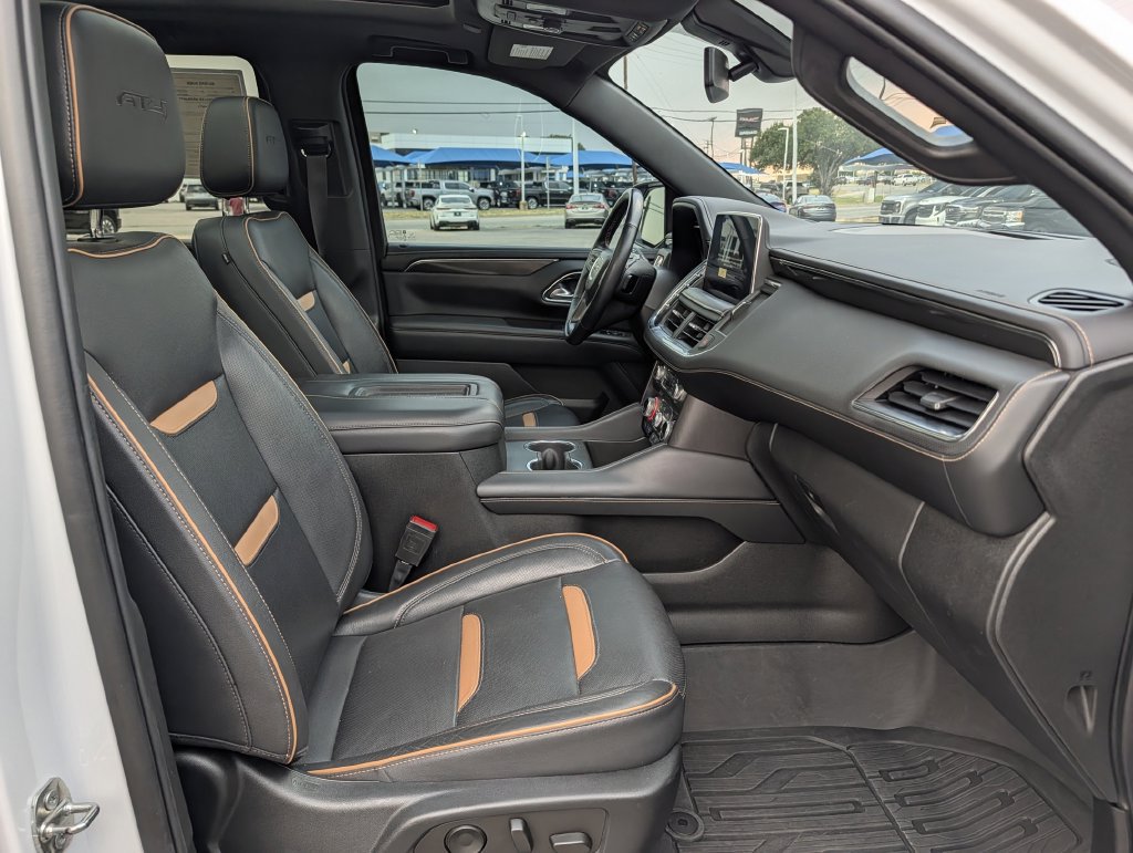Used 2022 GMC Yukon AT4 AWD/4WD image 35