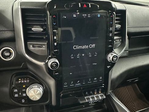 Used 2024 RAM 1500 Laramie AWD/4WD image 24