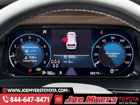 Used 2025 Volkswagen Atlas SE image 15