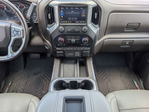 Used 2021 Chevrolet Silverado 1500 LTZ AWD/4WD image 7