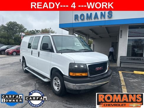 Used 2024 GMC Savana 2500 w/ Driver Convenience Package image 1