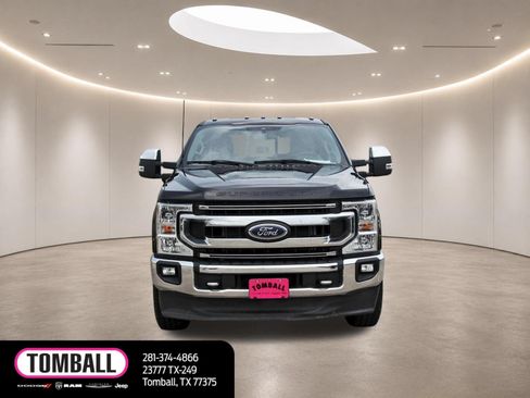 Used 2022 Ford F350 XLT w/ XLT Premium Package AWD/4WD image 2