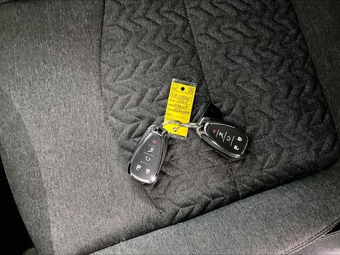 Used 2024 Chevrolet Equinox LT w/ LPO, Floor Liner Package image 35