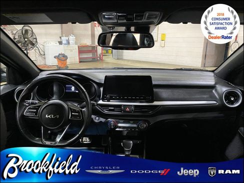 Used 2024 Kia Forte GT-Line w/ GT-Line Premium Package image 14