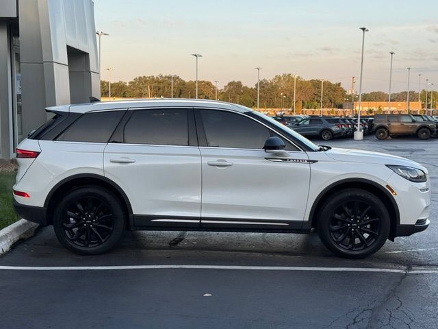Used 2022 Lincoln Corsair AWD w/ Premium Package image 6