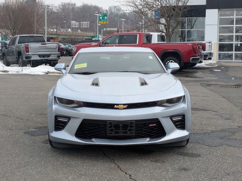 Used 2018 Chevrolet Camaro SS image 8
