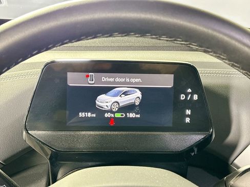 Certified 2025 Volkswagen ID.4 Pro image 15