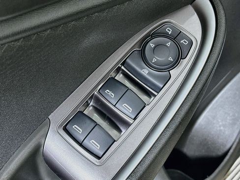 Used 2023 Chevrolet Malibu LT FWD image 17