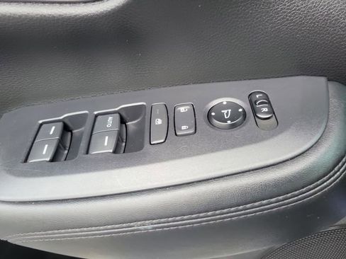 Used 2023 Honda HR-V LX image 20