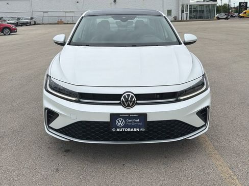 Certified 2025 Volkswagen Jetta SEL FWD image 2