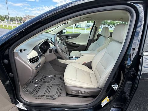 Used 2024 Chevrolet Malibu LT FWD image 12