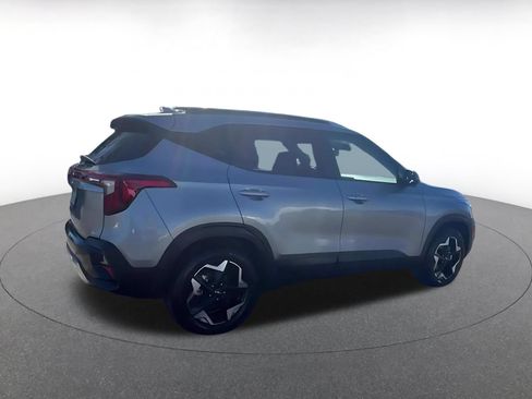Used 2025 Kia Seltos S FWD image 14