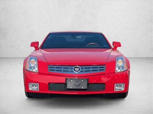 Used 2007 Cadillac XLR RWD image 2