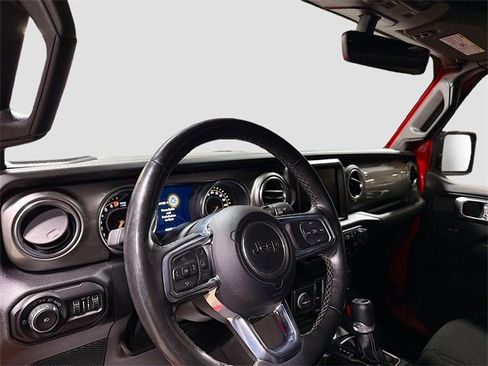 Used 2021 Jeep Wrangler Unlimited Sahara w/ Uconnect 4C Nav & Sound Group image 11