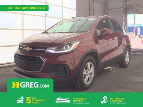 Used 2022 Chevrolet Trax LT w/ Driver Confidence Package image 1