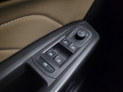 Used 2023 Volkswagen Atlas Cross Sport SE image 27