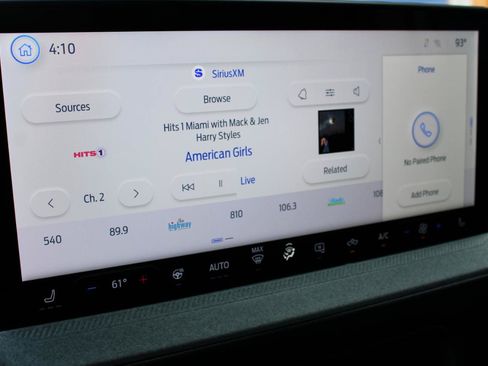 Used 2025 Ford Maverick XLT w/ XLT Luxury Package FWD image 29