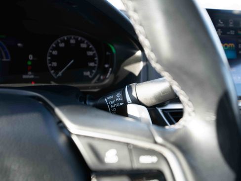 Used 2021 Honda Accord Touring image 14