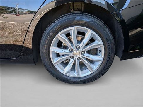 Used 2024 Chevrolet Malibu LT FWD image 23