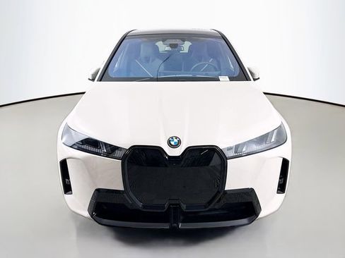 New 2026 BMW iX xDrive60 w/ M Sport Package image 2