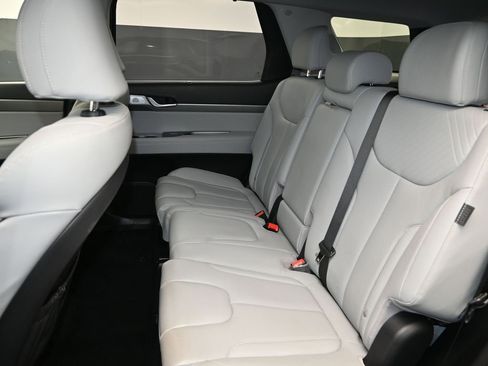 Used 2023 Hyundai Palisade SEL image 14