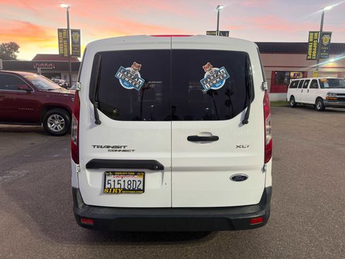 Used 2016 Ford Transit Connect XLT image 6
