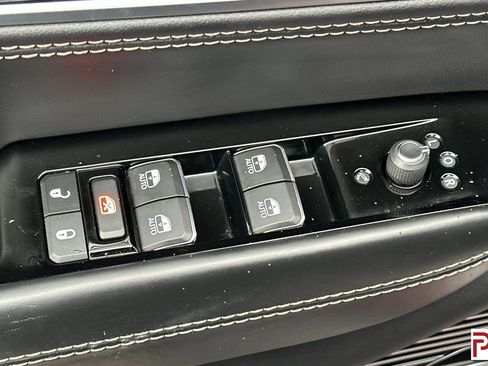 Used 2022 Jeep Grand Wagoneer Series I image 13