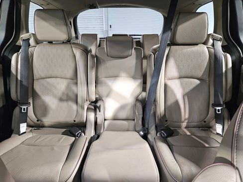 Used 2022 Honda Odyssey Elite image 13