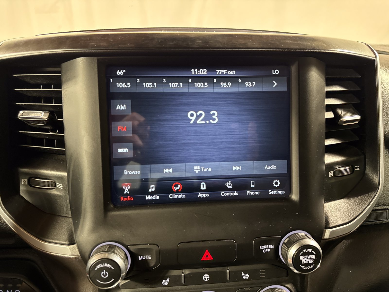 Used 2020 RAM 1500 Big Horn AWD/4WD image 21