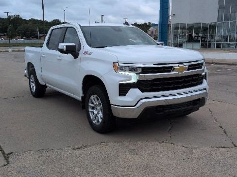 New 2026 Chevrolet Silverado 1500 LT AWD/4WD image 3