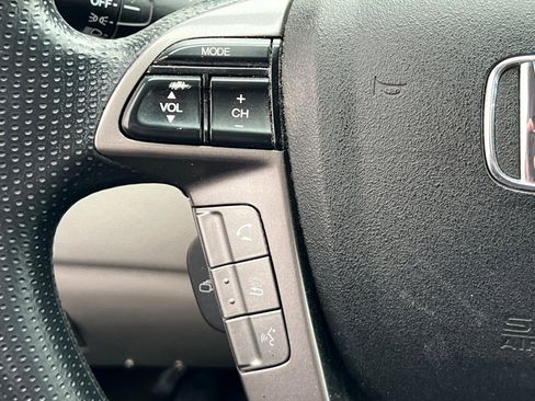 Used 2016 Honda Odyssey LX image 27