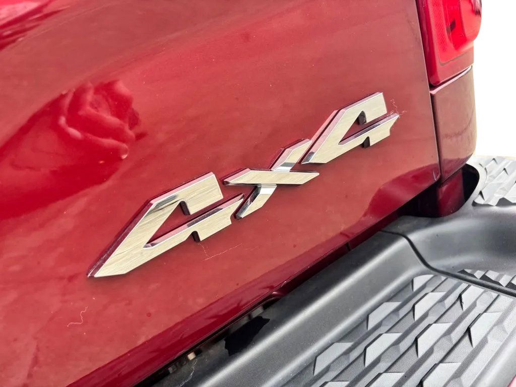 Used 2024 RAM 2500 Limited AWD/4WD image 14