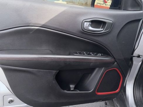 Used 2018 Jeep Compass Trailhawk w/ Leather Interior Group image 10