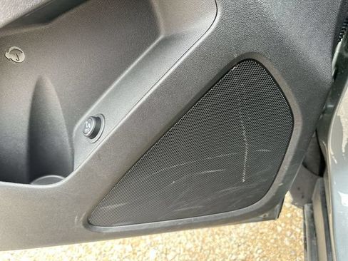 Used 2024 Chevrolet Equinox LT w/ LPO, Floor Liner Package FWD image 27