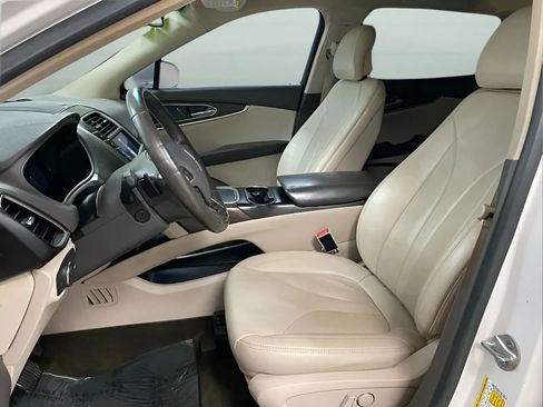Used 2016 Lincoln MKX Select w/ Select Plus Package FWD image 10