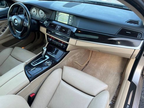 Used 2011 BMW 535i xDrive Sedan AWD/4WD image 27