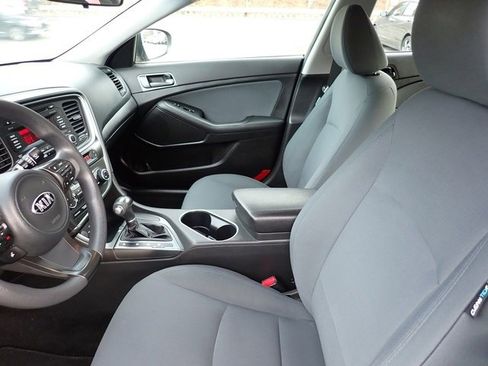 Used 2015 Kia Optima LX image 15