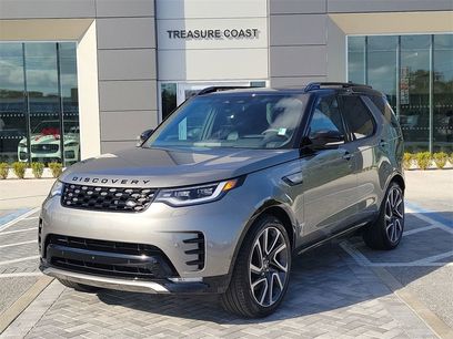 New 2025 Land Rover Discovery Dynamic SE