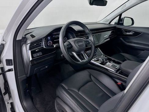 Used 2022 Audi Q7 3.0T Premium Plus w/ Premium Plus Package AWD/4WD image 9