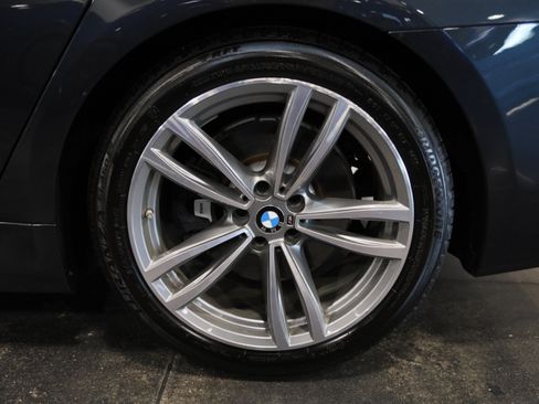 Used 2019 BMW 750i xDrive w/ Executive Package AWD/4WD image 12