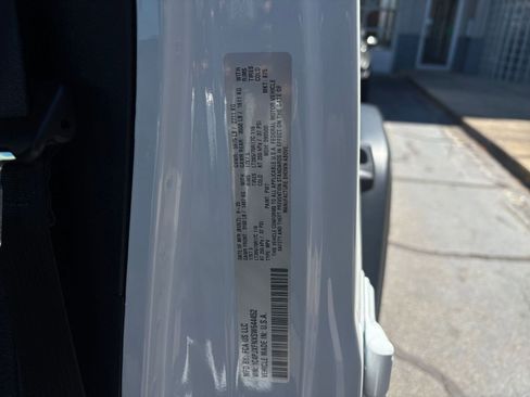 Used 2025 Jeep Wrangler Unlimited Rubicon image 28