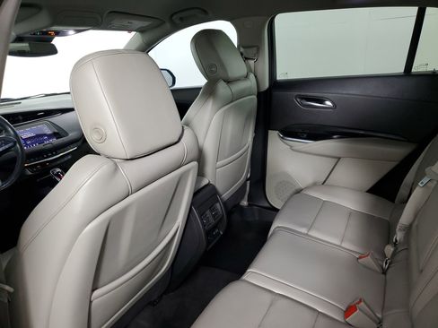 Used 2020 Cadillac XT4 Premium Luxury image 48