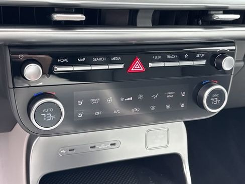 New 2026 Hyundai Ioniq 9 SEL image 26