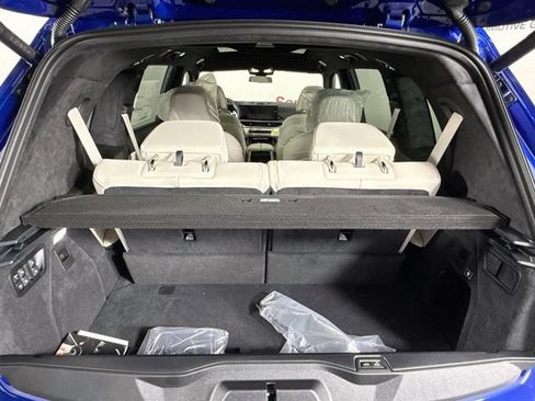 New 2027 BMW X7 M60i AWD/4WD image 28