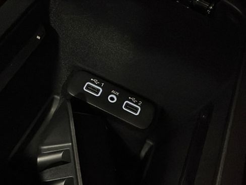Used 2022 Dodge Charger SRT Hellcat w/ Navigation & Travel Group RWD image 31