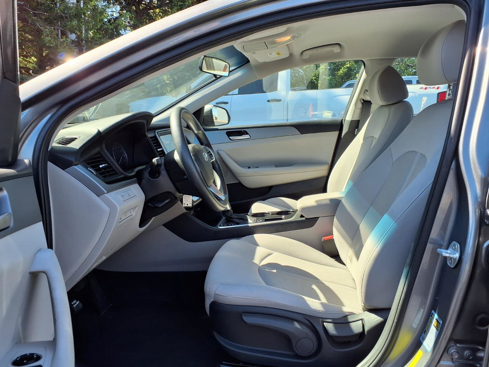Used 2019 Hyundai Sonata ECO FWD image 5