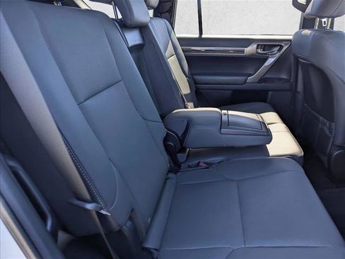 Used 2021 Lexus GX 460 Premium w/ Premium Package image 30